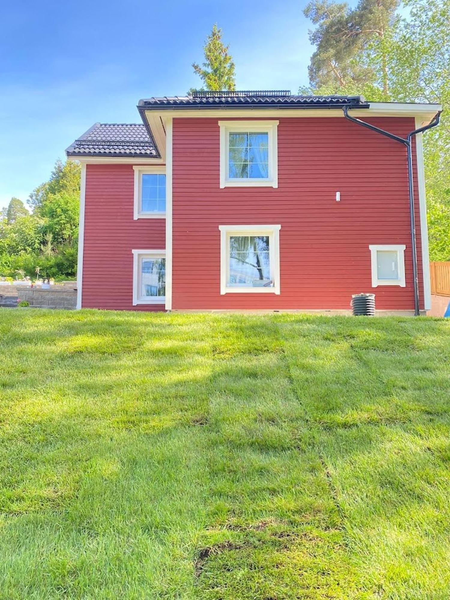 Charming Apartment In A Red House In Stockholm Exterior foto